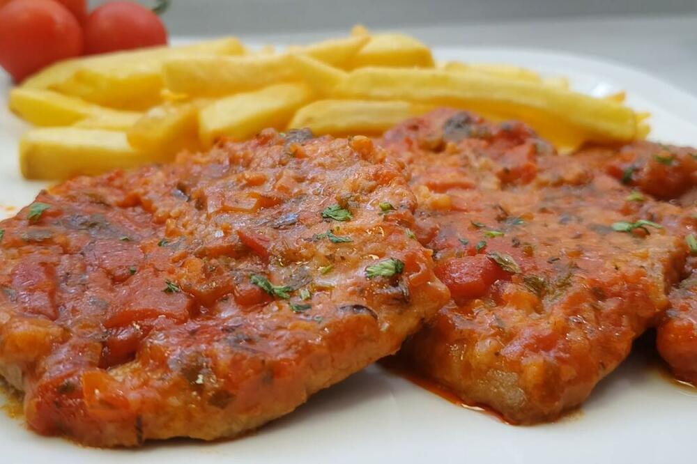 NAJBOLJE CAKE ISKUSNIH KUVARA ZA PRIPREMU TELEĆEG MESA: Da ne bi ispala žilava morate je DINSTATI na ovaj način