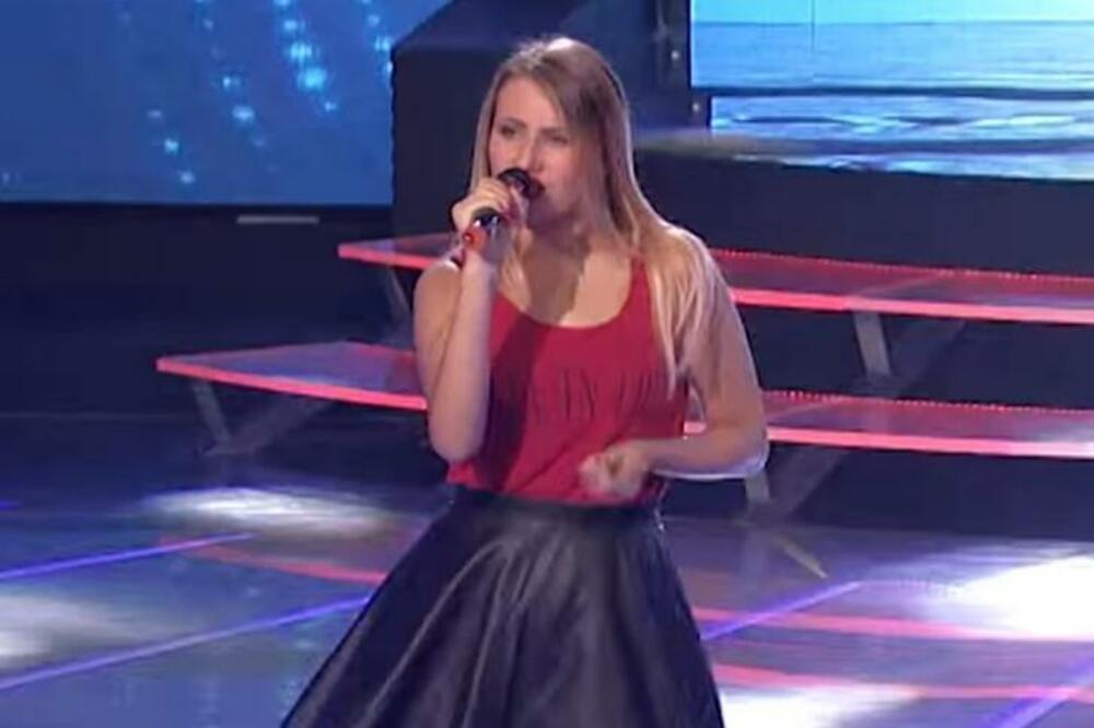 POJAVILA SE U "PINKOVIM ZVEZDICAMA" I ODUŠEVILA SRBE: Sada izgleda DRUGAČIJE, ljudi ostanu FRAPIRANI kad je VIDE!