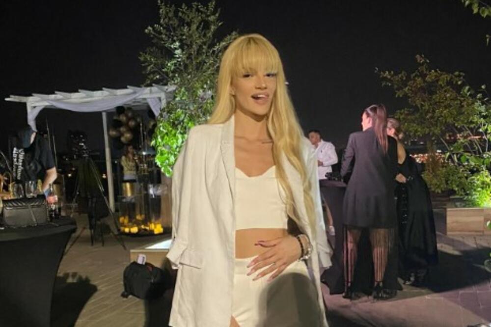 IŠLA U PRIVATNU ŠKOLU PA SE PREBACILA U DRŽAVNU I PROŠLA PAKAO: Tara otkrila sve o PROŠLOSTI, bilo je NASILJA