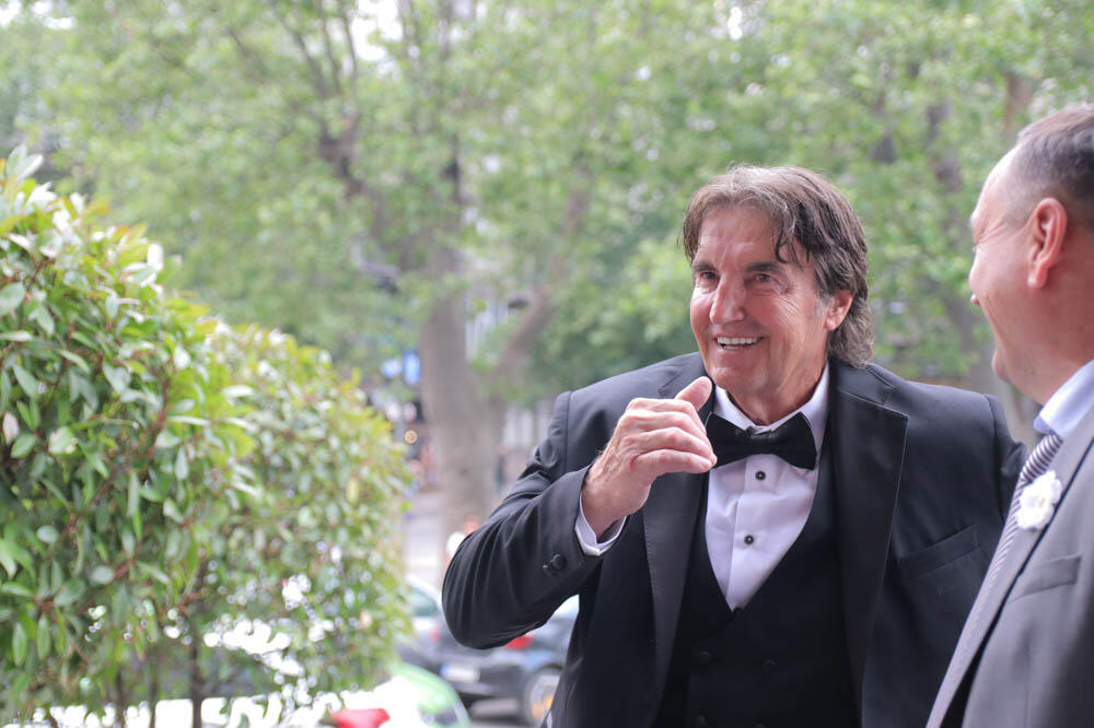 ŠOK IDENTITET OCA KAĆE GRUJIĆ! PRIPADA TAJNOJ MOĆNOJ ELITI: Niko mu ne zna PRAVO ime svi ga znaju po nadimku!