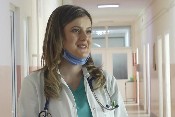 NEKA ČEKA NEMAČKA, ANA OSTAJE U SRBIJI: Jedan je od 100 najboljih studenata medicine, ali je IPAK PRELOMILA (FOTO)