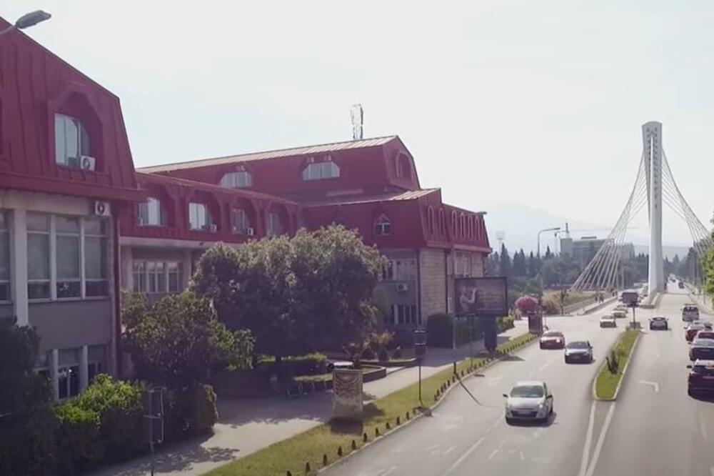 STUDENTKINJA IZ CRNE GORE LAGALA DA JE DIPLOMIRALA NA PRAVNOM FAKULTETU: Imala je i falsifikovani potpis dekana!