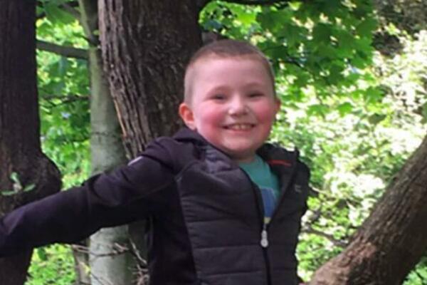 UŽASNA TRAGEDIJA! Luka (8) umro nakon udisanja helijuma iz balona koji je DOBIO ZA ROĐENDAN