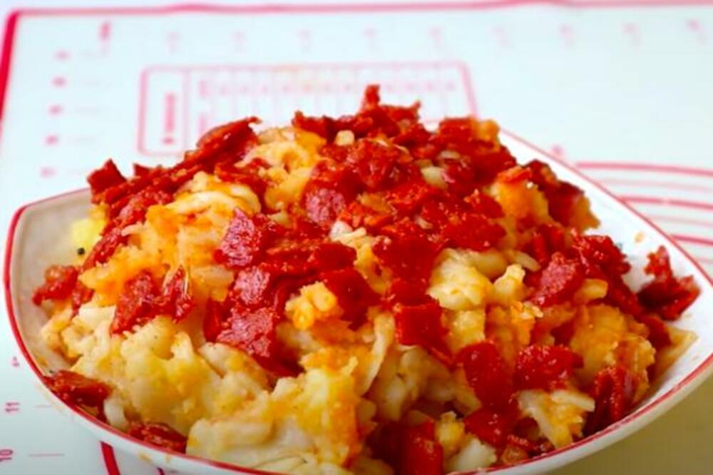 DA LI STE NEKAD ČULI ZA OVO JELO? Nasuvo sa krompirom sigurno ćete OBOŽAVATI!