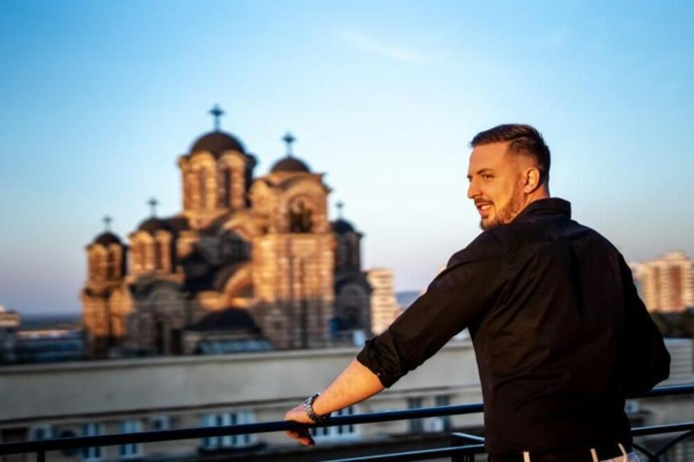 Rodio se Vanja! Zvezde Granda dobio sina!