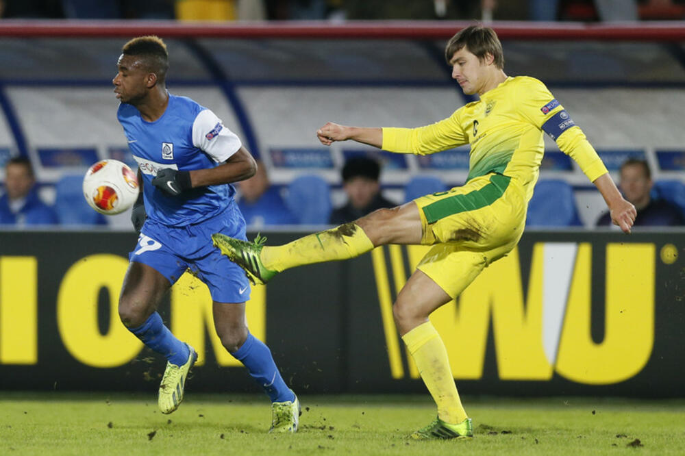 NEKADA NA SAMOM VRHU, A SADA SKROZ NA DNU: Klub u kome su igrali Eto i Roberto Karlos kao i mnogi drugi se gasi!