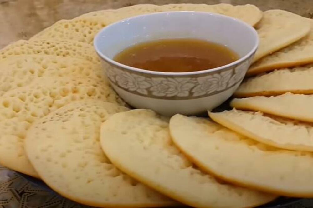 OVAKO SE PRAVE PALAČINKE NA SEVERU AFRIKE: 1 sastojak koji se stavlja vam NIKADA NE BI PAO NA PAMET (RECEPT)