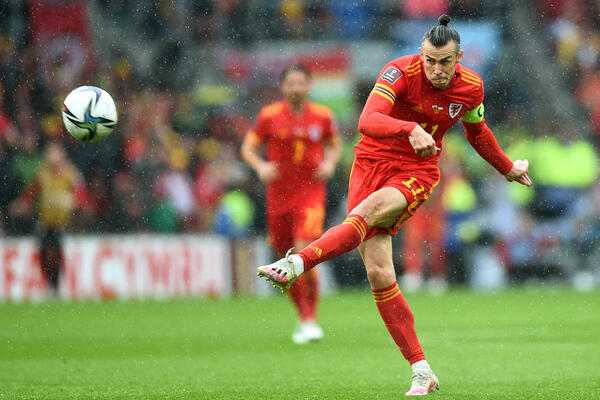 HENESI KAO KURTOA ZAKLJUČAO MREŽU VELSA: San Ukrajine o odlasku u Katar je razbio Geret Bejl!