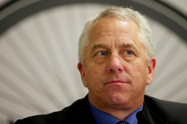 ROĐACI GA NAPUNILI SAČMOM U LOVU, PREŽIVEO SAOBRAĆAJKU A SAD IMA LEUKEMIJU: Nova nesreća pogodila čuvenog šampiona!