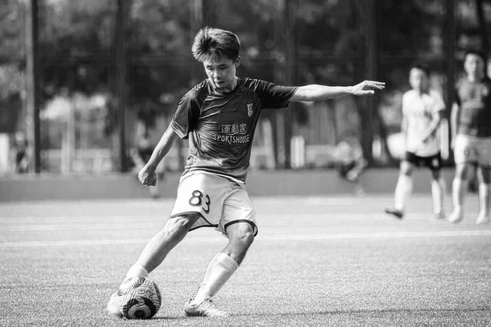 JEZIVA TRAGEDIJA: Fudbaler (26) pao sa zgrade i poginuo!