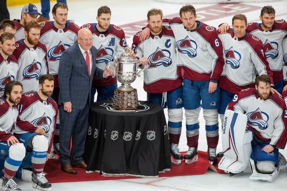 VLASNIK DENVERA OPET SLAVI: Osvojio NFL, u NHL finalu je, još samo Jokić da mu donese NBA prsten!