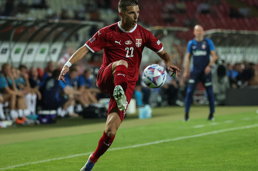 MAKSIMOVIĆ: Kvalitetniji smo od Švedske! LAZOVIĆ: 4 utakmice u nizu? Nije prirodno...