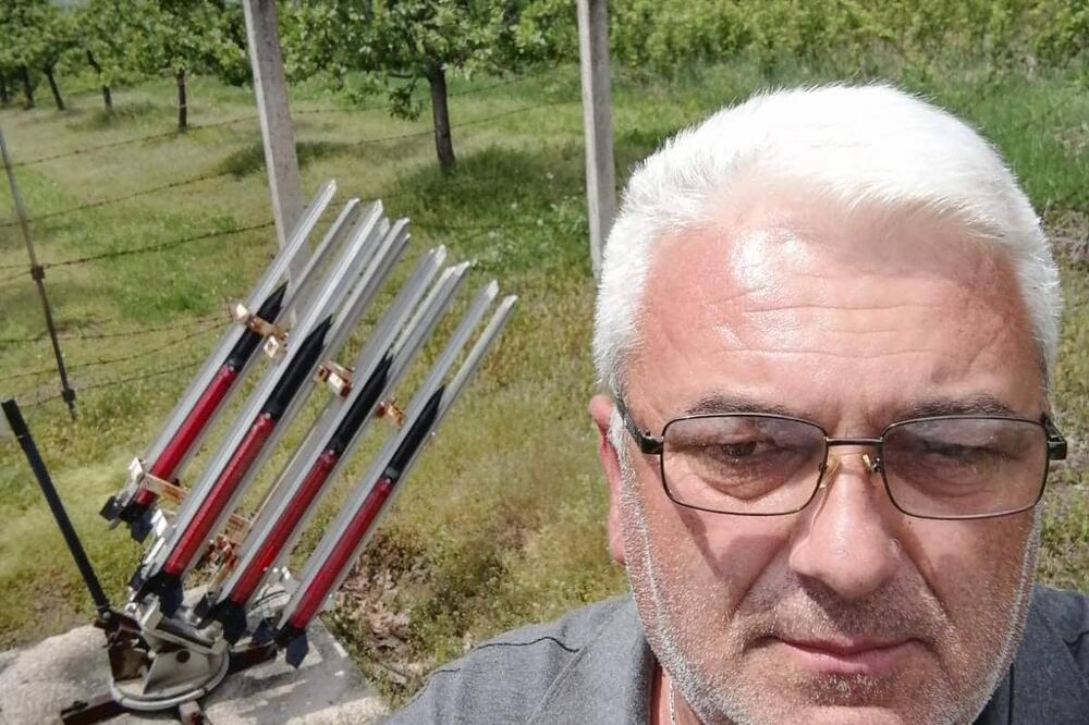 KAD MOTOROLA ZAZVONI, ZNA SE ŠTA SLEDI: Oni su heroji koji čuvaju srpska sela KAD JE NAJTEŽE! (FOTO)