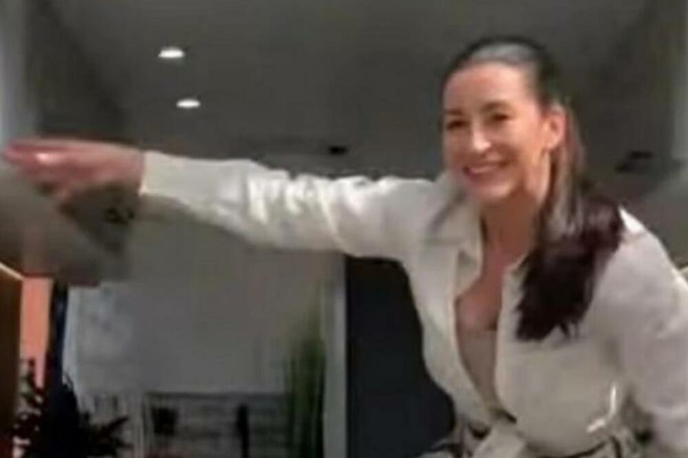 POKAZALA SVOJA "3 KVADRATA", LJUDI IZNEVEROVALI: Privatnost je zagarantovana! (VIDEO)