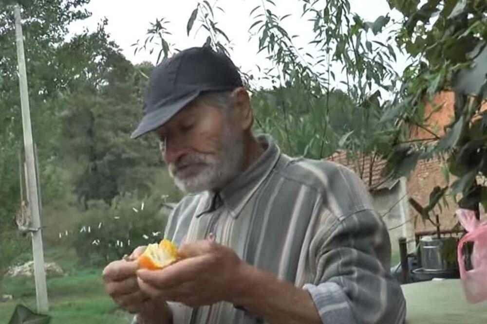 MILUTIN IZ OSEČINE JEDE SAMO HRANU KOJA SE SVIMA GADI I NIKAD SE NIJE RAZBOLEO: U 8. deceniji otkrio TAJNU (VIDEO)