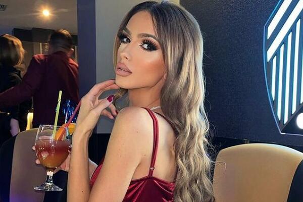 NAJPOZNATIJA SRPSKA TIKTOKERKA VAN SEBE! Ne može da veruje šta joj se desilo, KAKAV ŠOK!