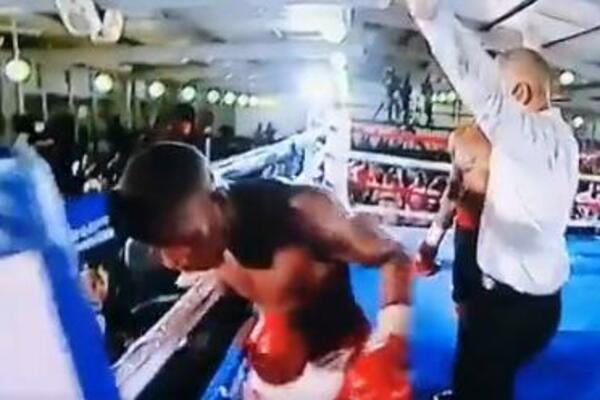 PRETUŽNO! Bokser doživeo POTPUNI PREKID, završio u komi! (VIDEO)