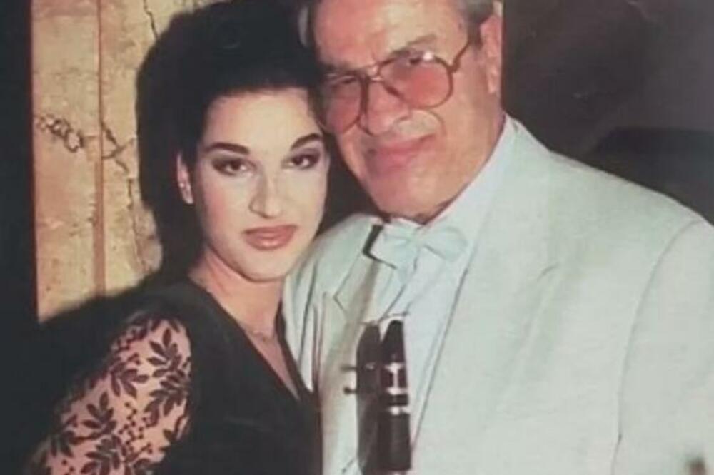 PREPOZNAJETE LI POZNATA LICA SA SLIKE? OTAC I ĆERKA: Ona danas ZRAČI lepotom!