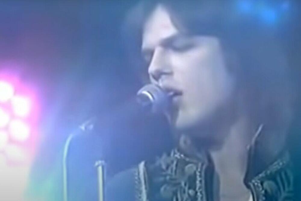 OVU PESMU DECENIJAMA CEO BALKAN PEVA, A NIKO NE ZNA DA SE IZA TEKSTA KRIJE NEŠTO MONSTRUOZNO: Biće vam LOŠE!