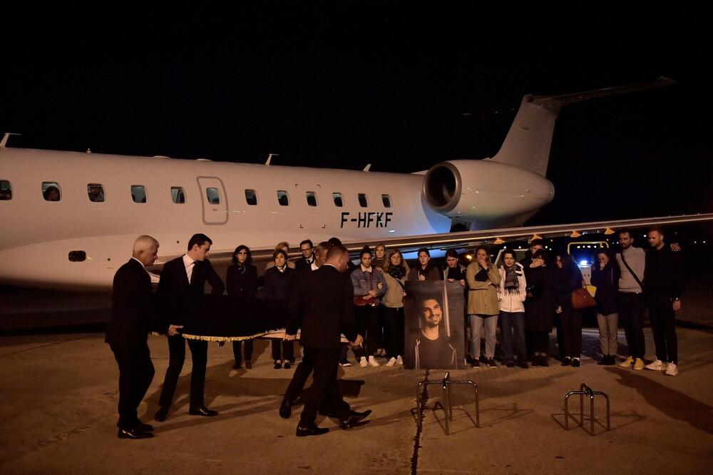 POGINULI NOVINAR VRAĆEN U FRANCUSKU: Izgubio život u Ukrajini!