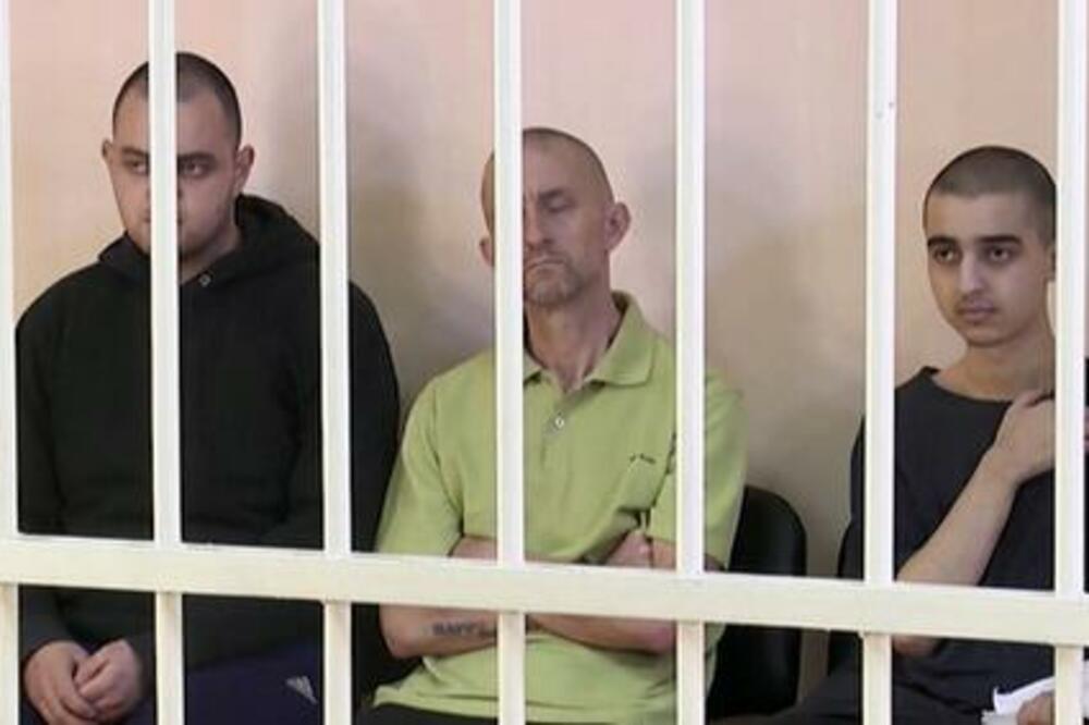 BRITANSKIM ZAROBLJENICIMA U UKRAJINI PRETI KOBNA KAZNA! Priznali KRIVICU i igraju igru ČEKANJA (VIDEO/FOTO)