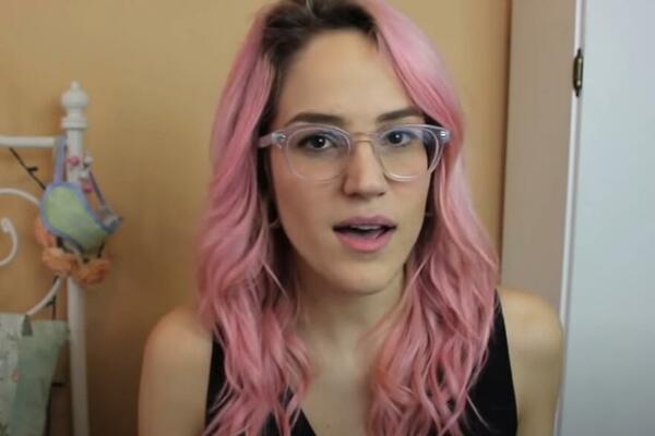 BISEKSUALKA RAZVEZALA JEZIK, PA OTKRILA TAJNE:Evo ŠTA žene rade bolje od muškaraca, do VRHUNCA u dva poteza (VIDEO)