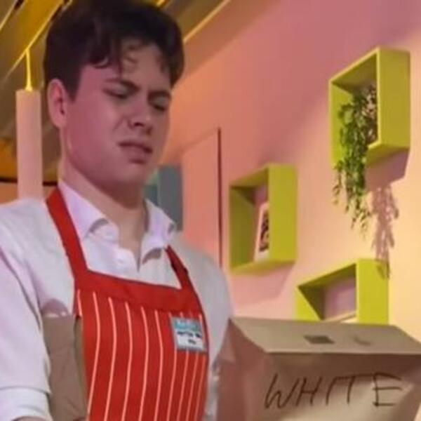 NAJBIZARNIJI RESTORAN NA SVETU: Ovde su KONOBARI toliko neljubazni, samo što vam ne PROSPU narudžinu u lice! (FOTO)