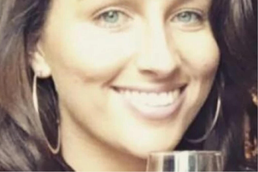 SA 15 GODINA UŠLA U MENOPAUZU! Nije mogla da se oporavi od šoka, a sačekala ju JOŠ GORA VEST (FOTO)