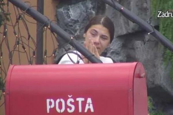 MILICA VESELINOVIĆ PRVA PREKŠILA STROGO PRAVILO VELIKOG ŠEFA: Objavljen snimak