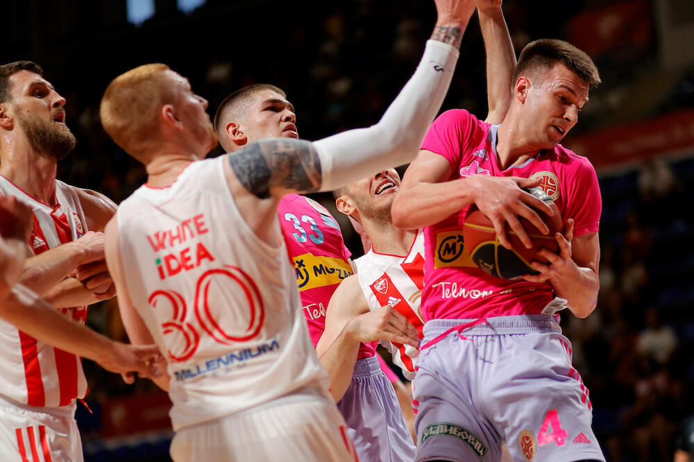 ZVEZDA ZOVE: Vest koja će obradovati Delije!