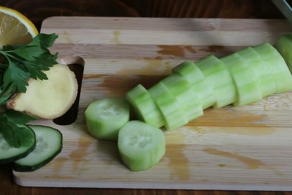 KILOGRAMI SE NIKAD BRŽE TOPE A PIJE SE SAMO U ODREĐENO VREME: Srpkinje se KUNU U OVAJ RECEPT!