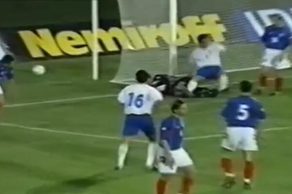 NAJVEĆA BLAMAŽA U ISTORIJI SRPSKOG FUDBALA: Trauma traje i dan danas - BOLNO! (VIDEO)