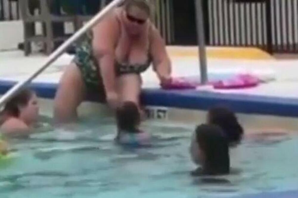 SVE GADOSTI OVOG SVETA STALE SU U JEDAN SNIMAK: Posle ovoga se NIKADA nećete kupati u bazenu (VIDEO)