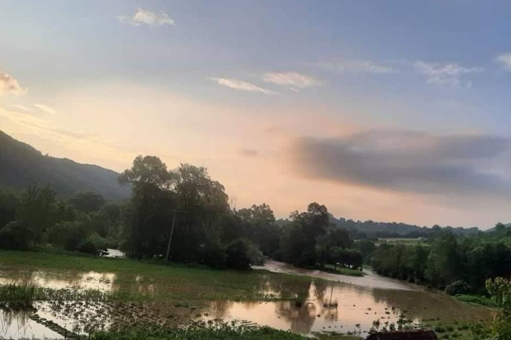 LIM NABUJAO, PROGLAŠENA VANREDNA ODBRANA OD POPLAVA: Situacija u ovom delu Srbije ALARMANTNA