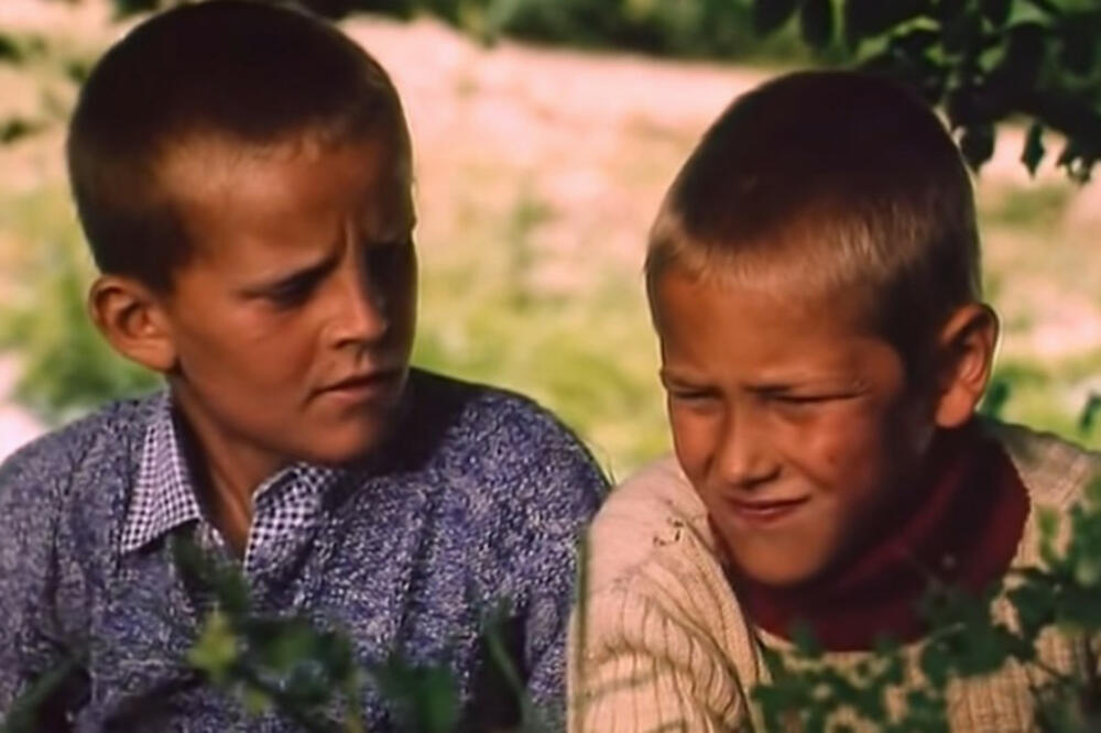 NJIHOVA SCENA SA MICOM TROFRTALJKOM PREPRIČAVA SE I DAN DANAS: A evo kako danas izgledaju dečaci Milan i Halil