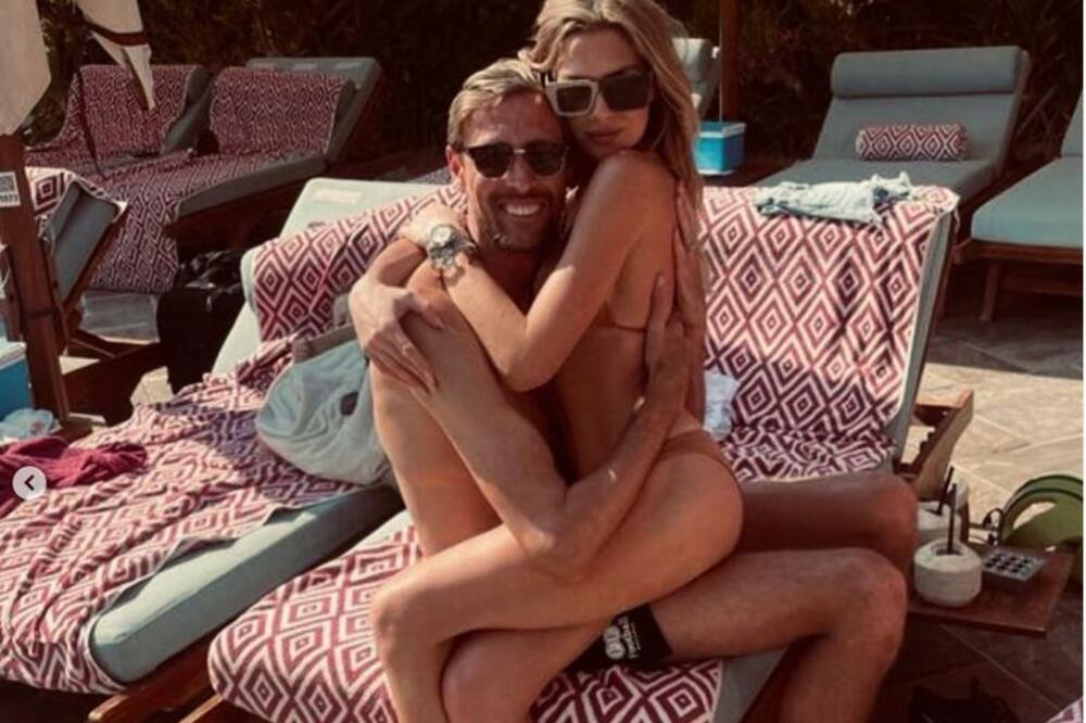 NISU SVE ŽENA FUDBALERA ISTE: Krauč podelio URNEBESNU anegdotu! Njegova lepa supruga ostala zatečena GDE JE ON!