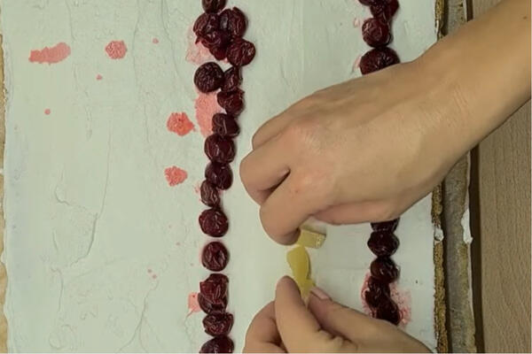 Lagan, sočan i voćan! Čokoladni rolat sa višnjama najdraži je gost svake trpeze, stare domaćice znaju šta valja