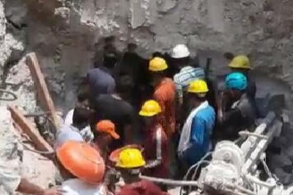 GLUVONEMI DEČAK ZAROBLJEN U BUNARU VEĆ ČETIRI DANA: Spasioci pokušavaju da ga izvuku, VREME POLAKO ISTIČE! (VIDEO)