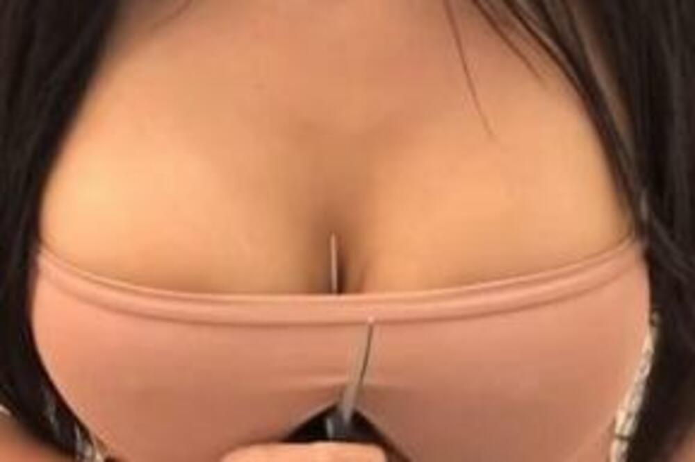 IZAŠAO SVETLANIN INTIMNI SNIMAK: Svi su OVO ČEKALI, uradila je to (FOTO)