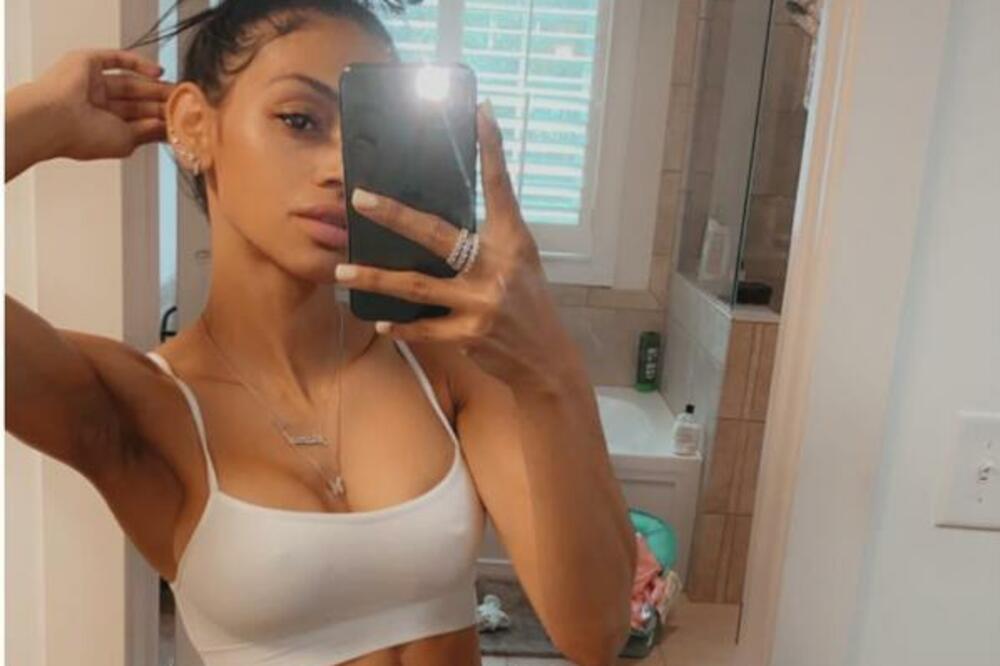 ŽENA NBA ZVEZDE NESEBIČNO DELI SVOJE NAJS*KSIPILNIJE SLIKE! Neće vam biti dobro od ovih poza! (FOTO)