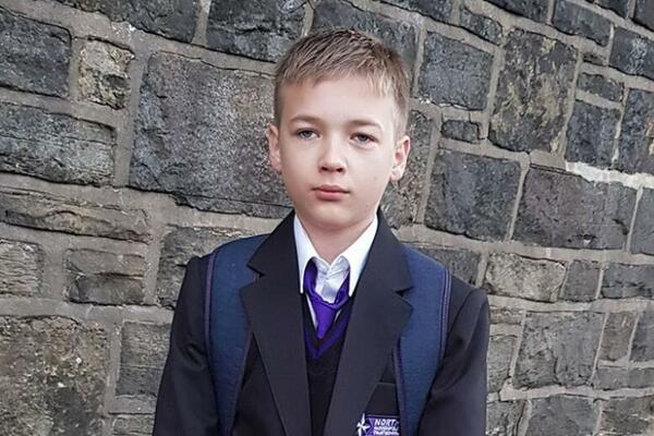 DEČAK (15) IZBODEN, BIČEVAN I PRETUČEN LETVOM ZA KREVET: Ne pamti se ovakav HOROR, preminuo nakon jezivog MUČENJA!