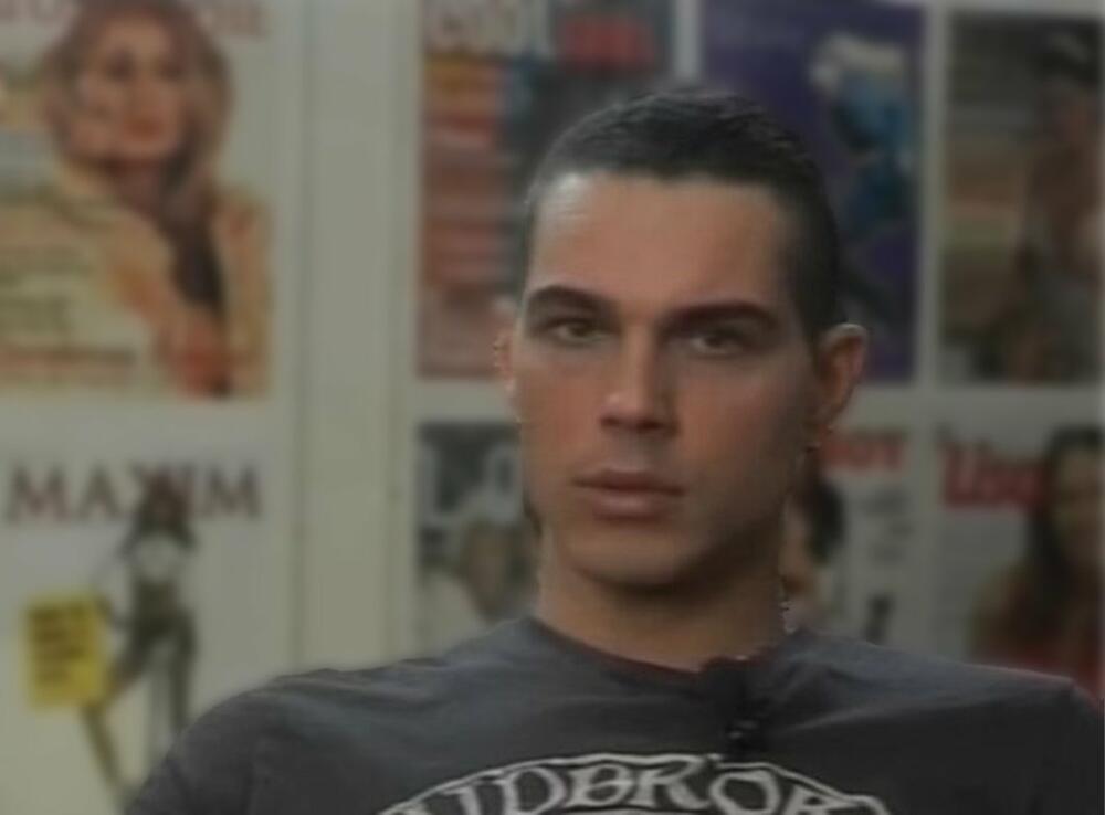 Ovako izgleda Petar maneken iz Velikog brata