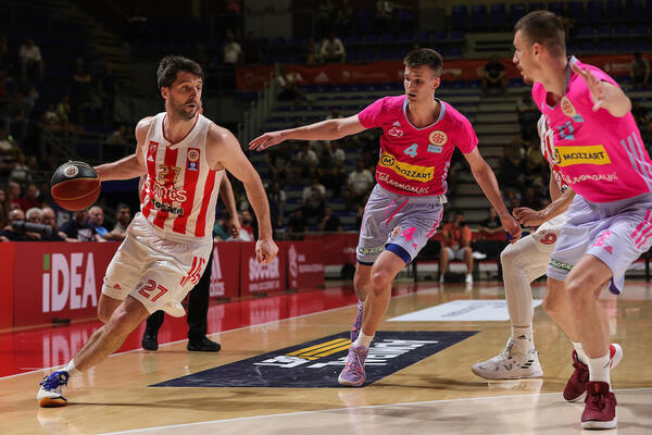 SENZACIONALAN TRANSFER NA POMOLU! Iz Mege u SLAVNI CSKA!