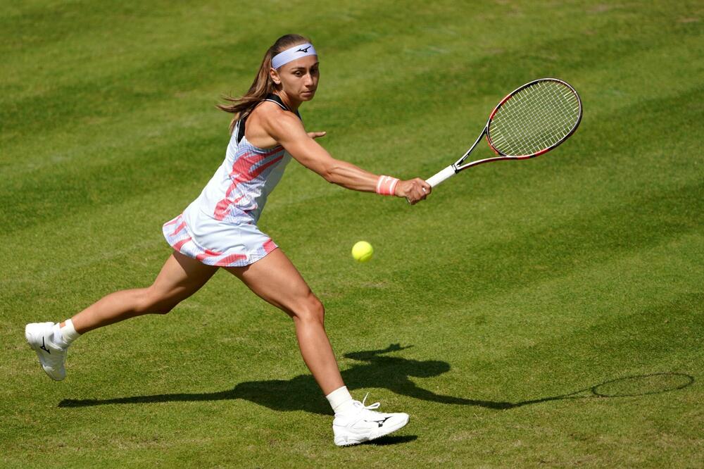 LOŠ DAN ZA SRBE U ENGLESKOJ: Ništa od Vimbldona za Milojevića, i Krunić stala na 1. prepreci u Istbornu!