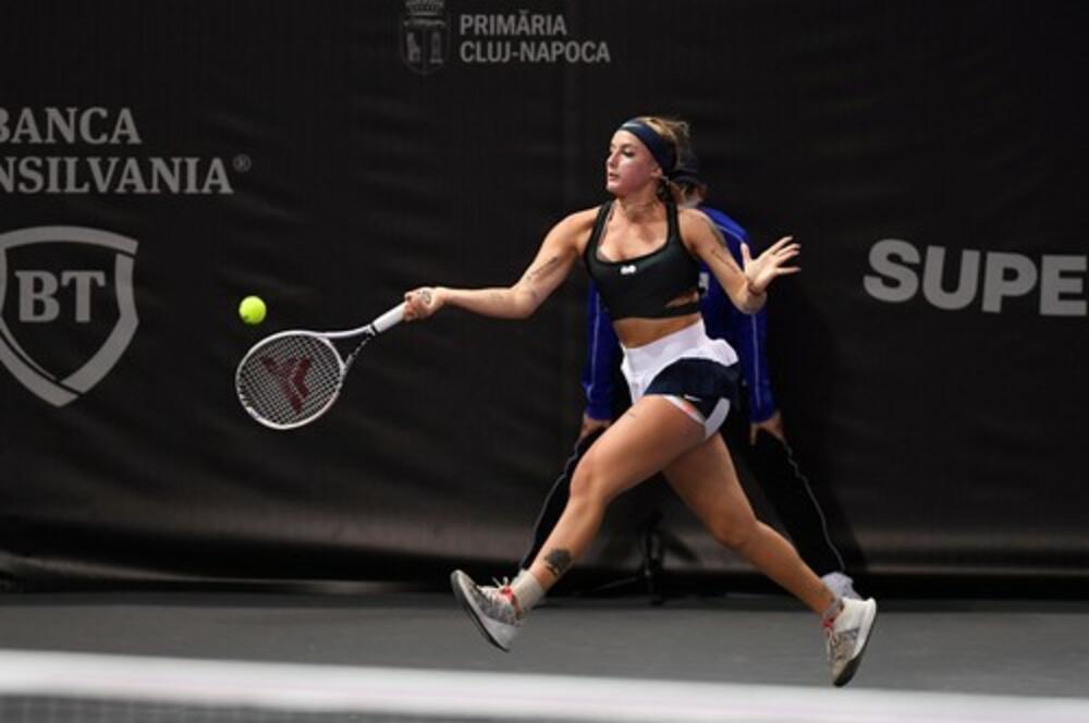 Andrea Prisakarju, Tenis, Sport