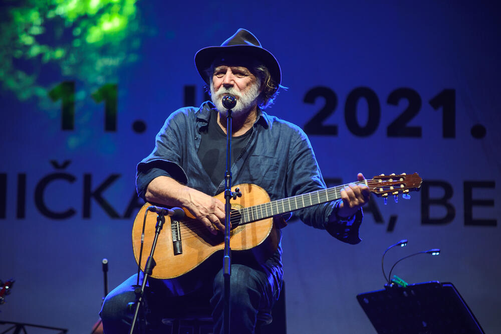 PREOSTAO MALI BROJ KARATA ZA KONCERT ŠERBEDŽIJE 17. JUNA U BOTANIČKOJ BAŠTI!