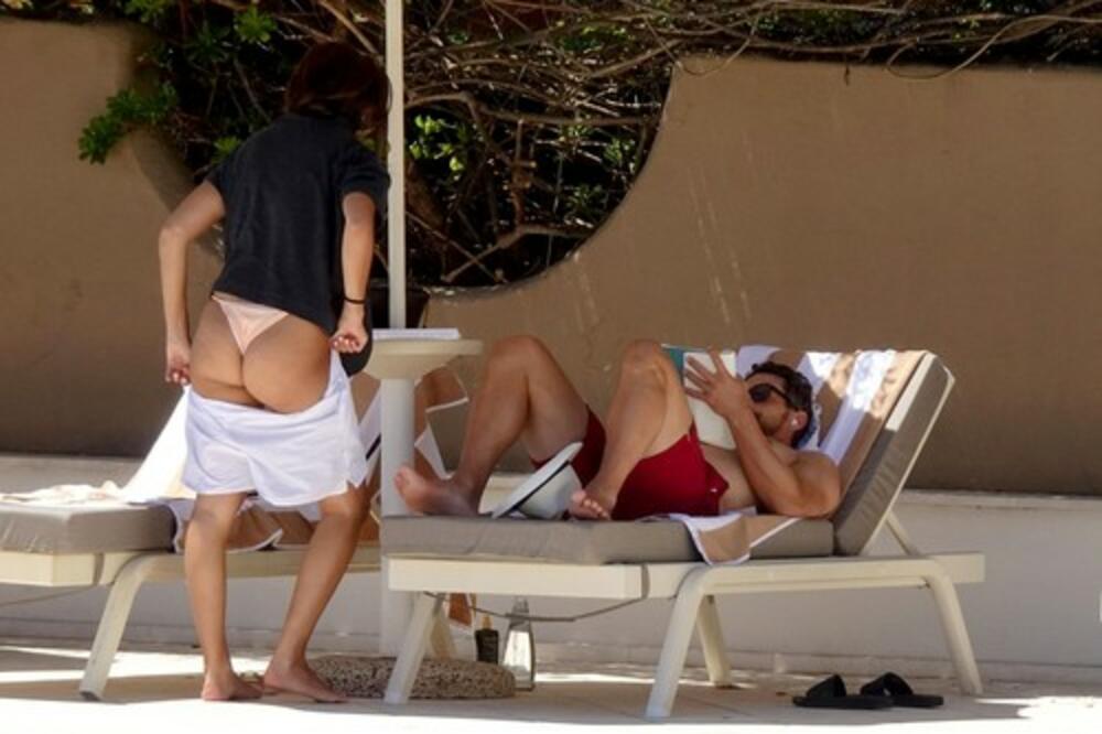 UHVAĆENI! Skidala se pred ZAUZETIM glumcem, on reagovao kao i SVAKO MUŠKO, VRELI KADROVI (FOTO)