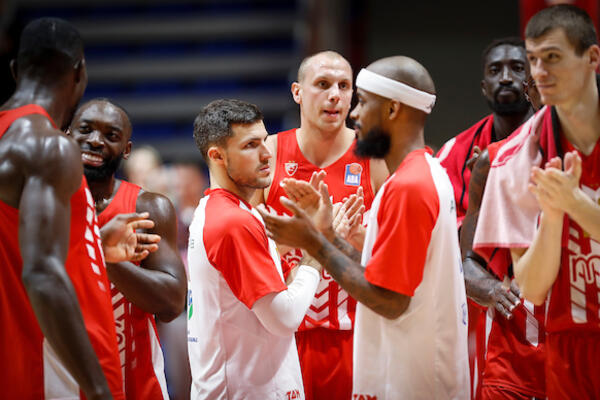 PRIMLJEN U KUĆU SLAVNIH! Velika čast za bivšeg košarkaša Crvene zvezde! (FOTO)