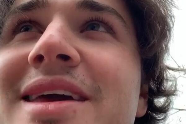 IMAM 150 BRAĆE I SESTARA I 27 MAJKI! Patosiraćete se kada vidite ŠTA RADI SA SVIMA NJIMA (VIDEO)