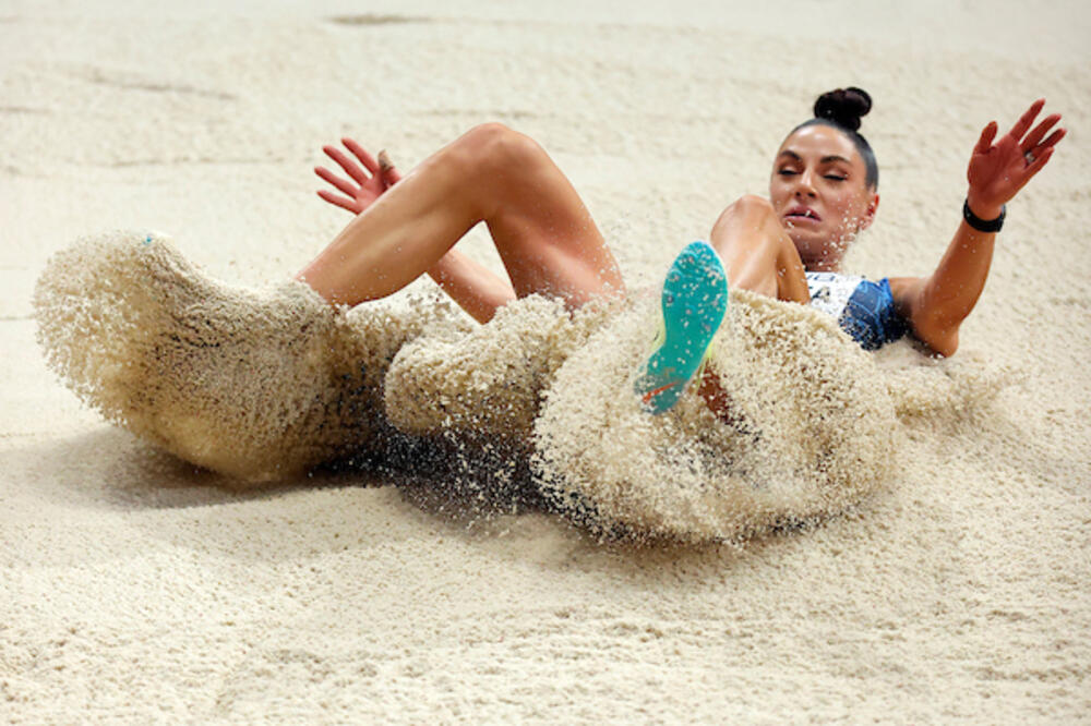 SRBIJA NA NOGAMA! Evo kada Ivana i Milica skaču za medalje, jedno ime se izdvaja u konkurenciji!